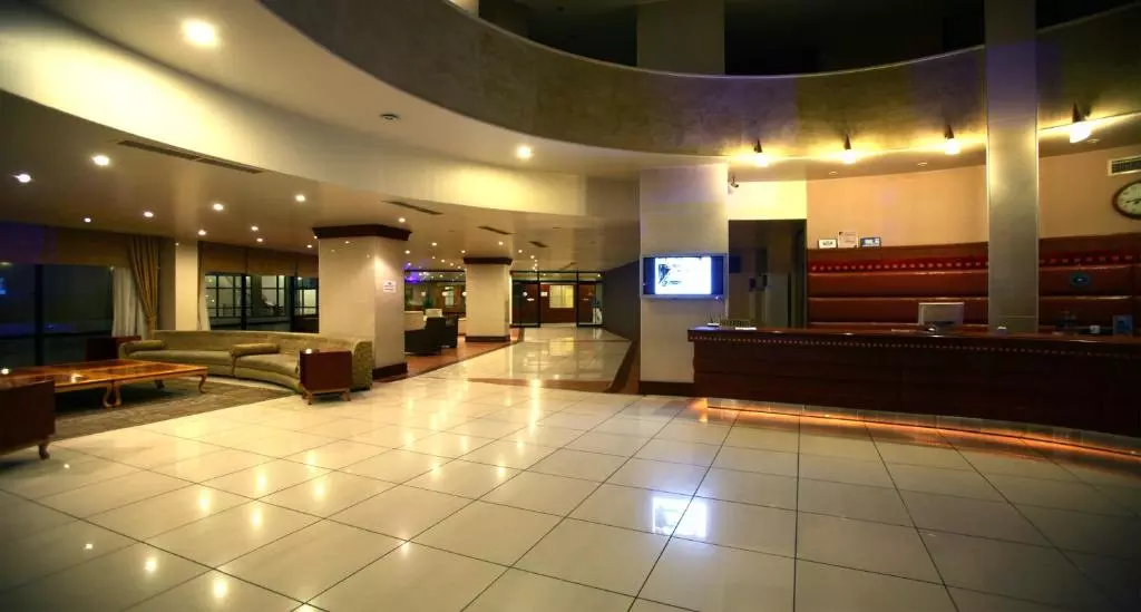 cender-hotel-lobby.jpg
