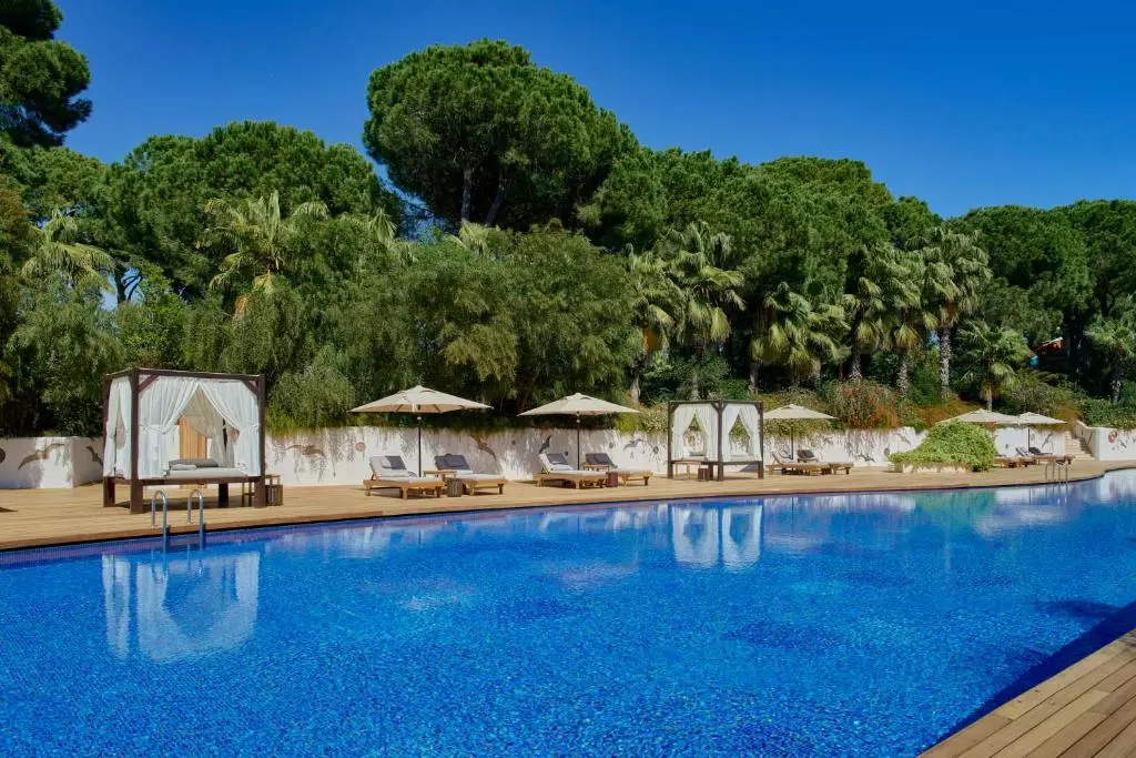 maxx-royal-pool.jpg