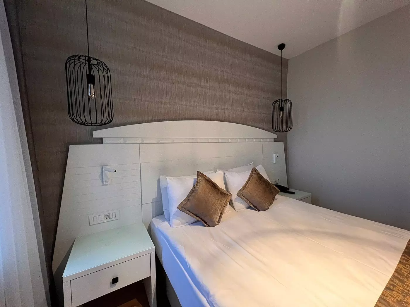 novaplaza-orion-room